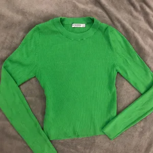 Stradivarius majica 💚