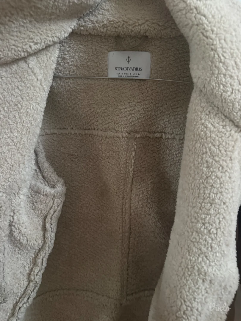 Stradivarius-zenska jakna