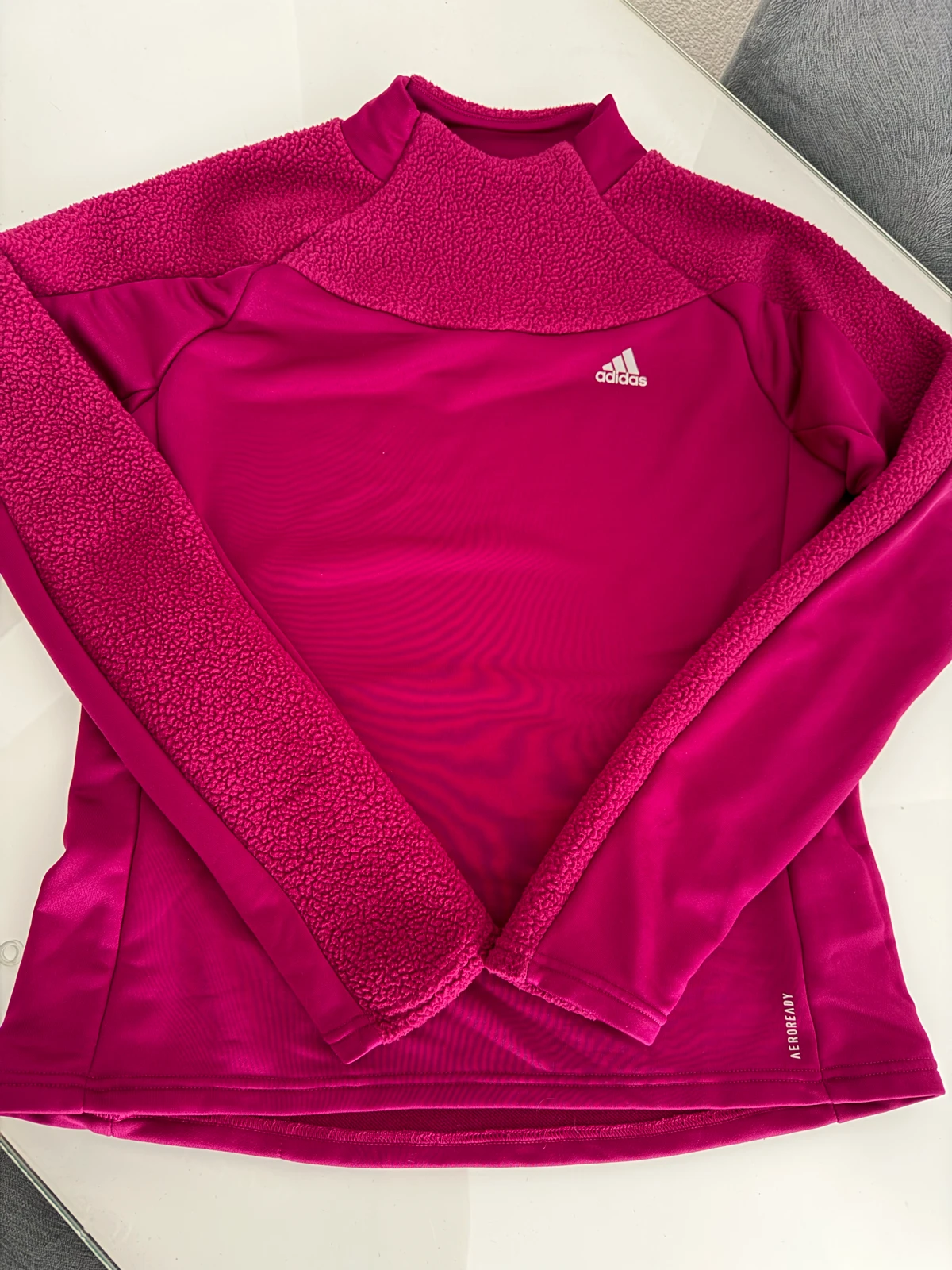 Adidas duks