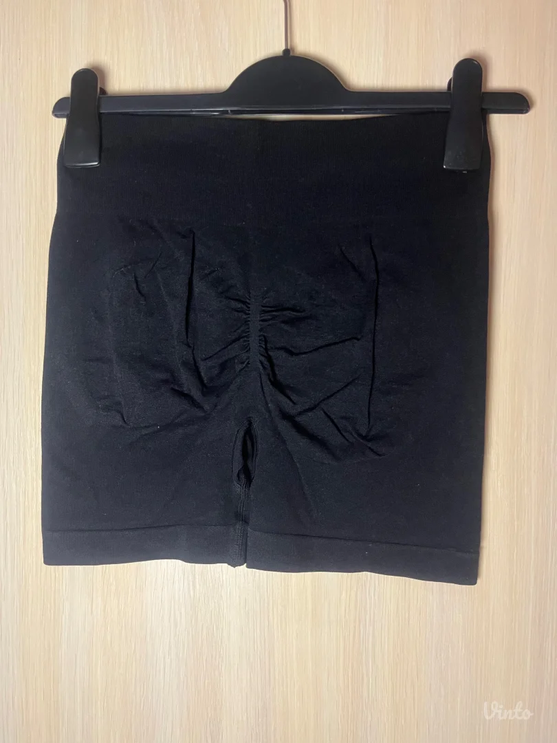 Crni sorts za treniranje