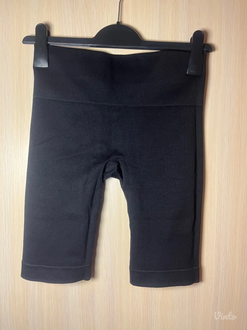 Zenski sorts za trening