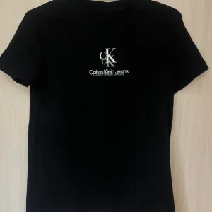 Calvin Klein zenska majica