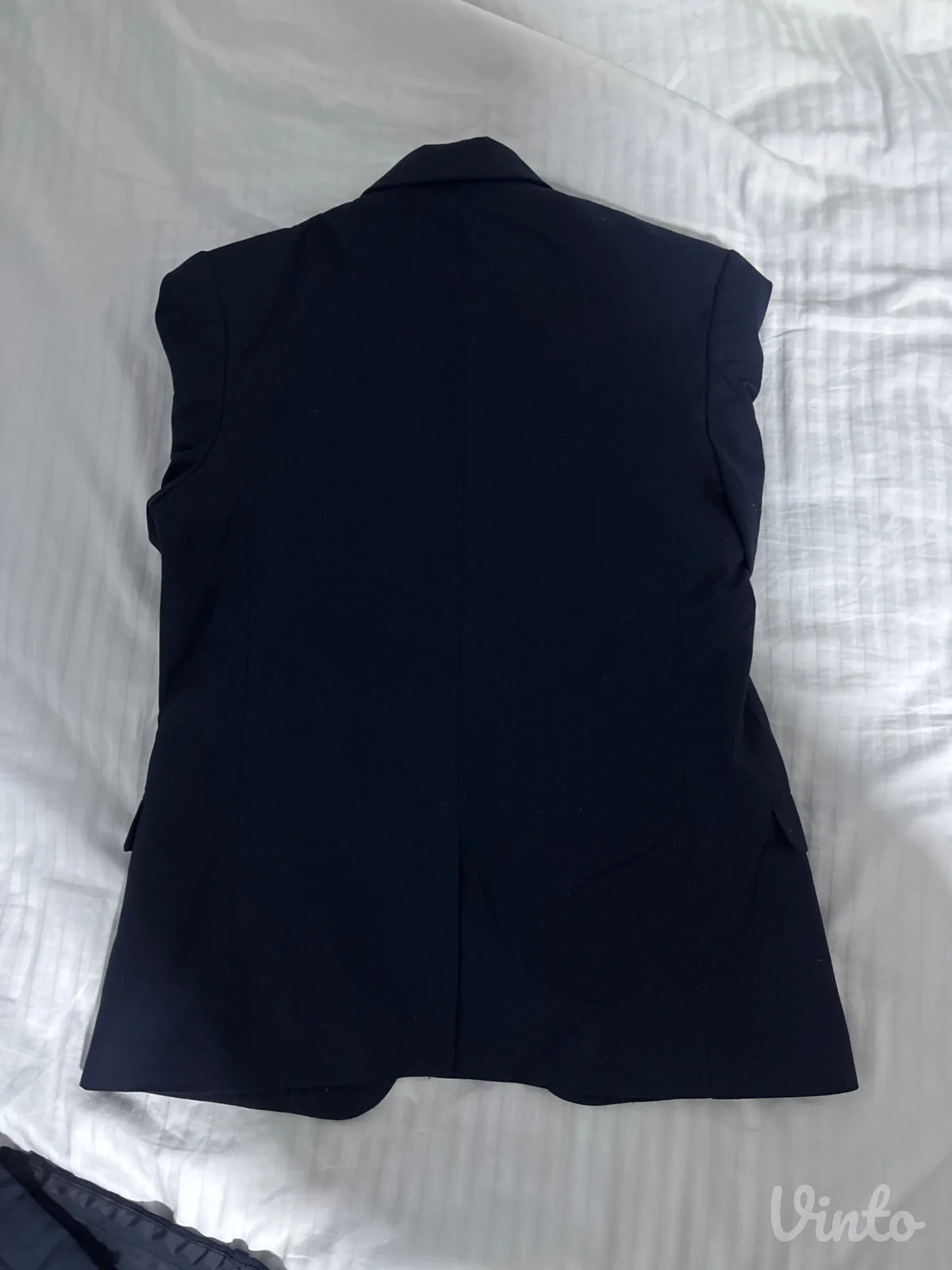 Elegantno teget odelo