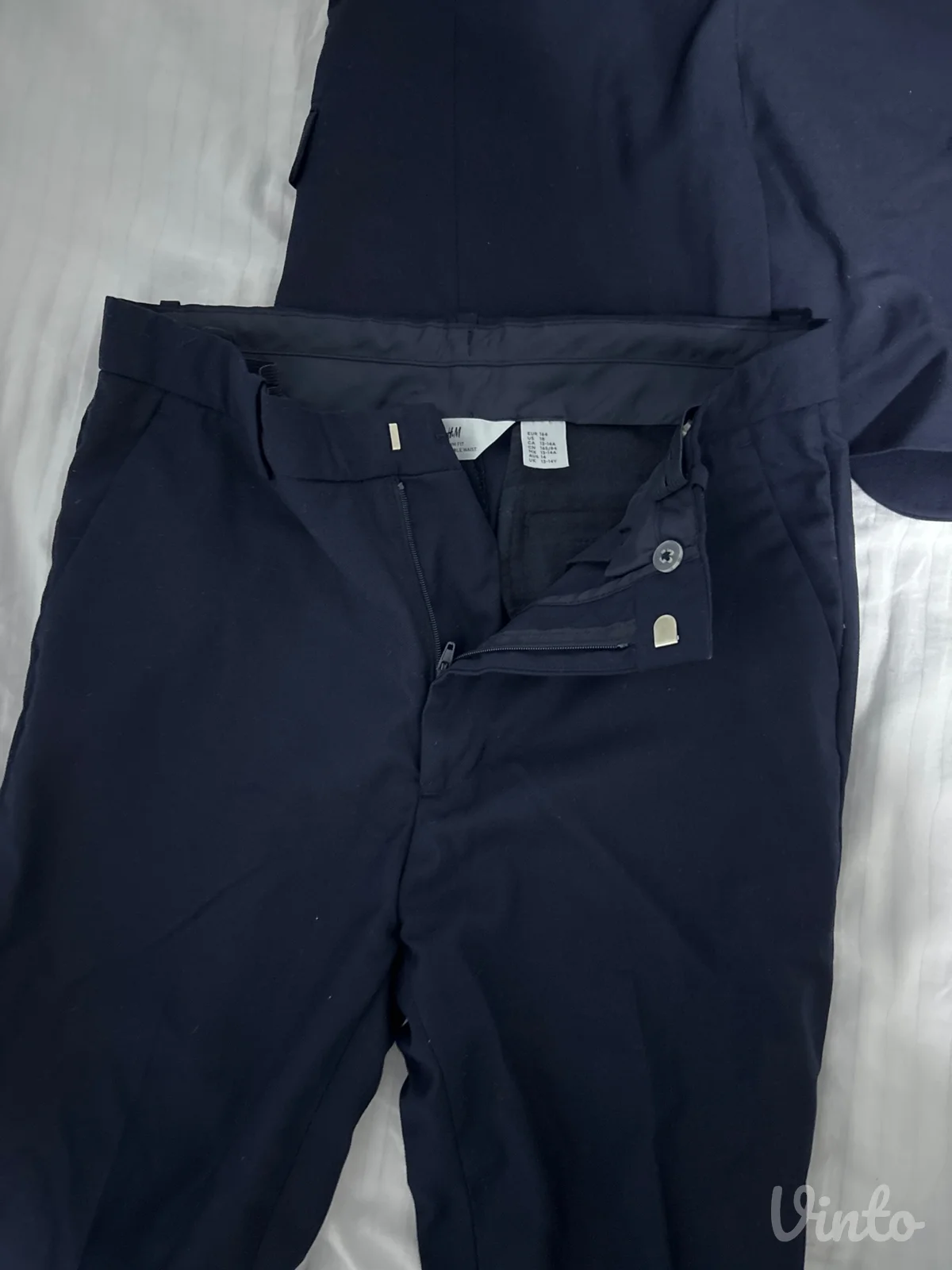 Elegantno teget odelo