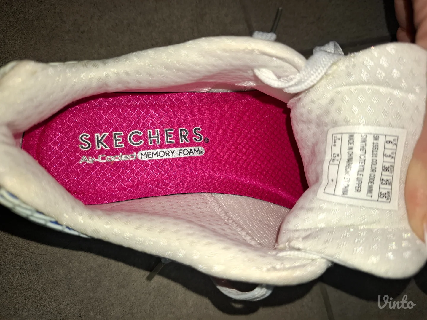 SKETCHERS Air-Cooled MEMORY FOAM