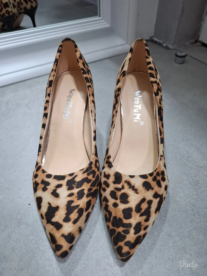 *NOVO* Tigraste salonke