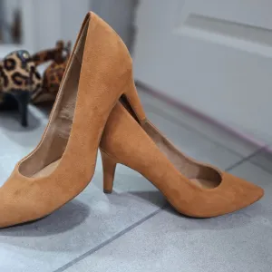 *NOVO* S.Oliver salonke 37 broj