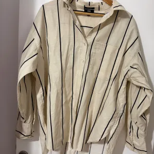 C&za lanena zenska kosulja oversize