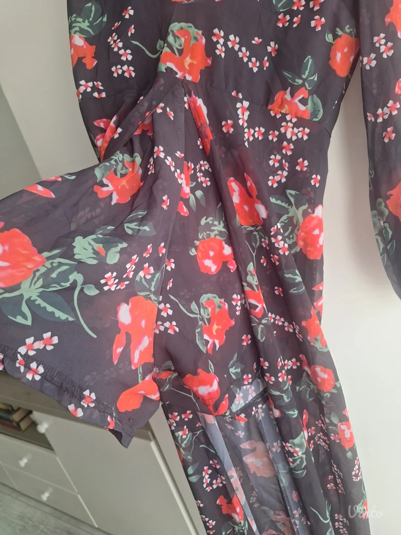 Duga šarena haljina