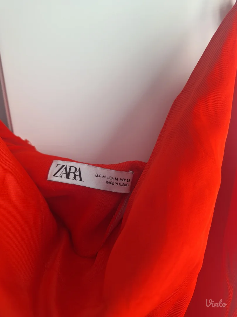 Crvena haljin Zara