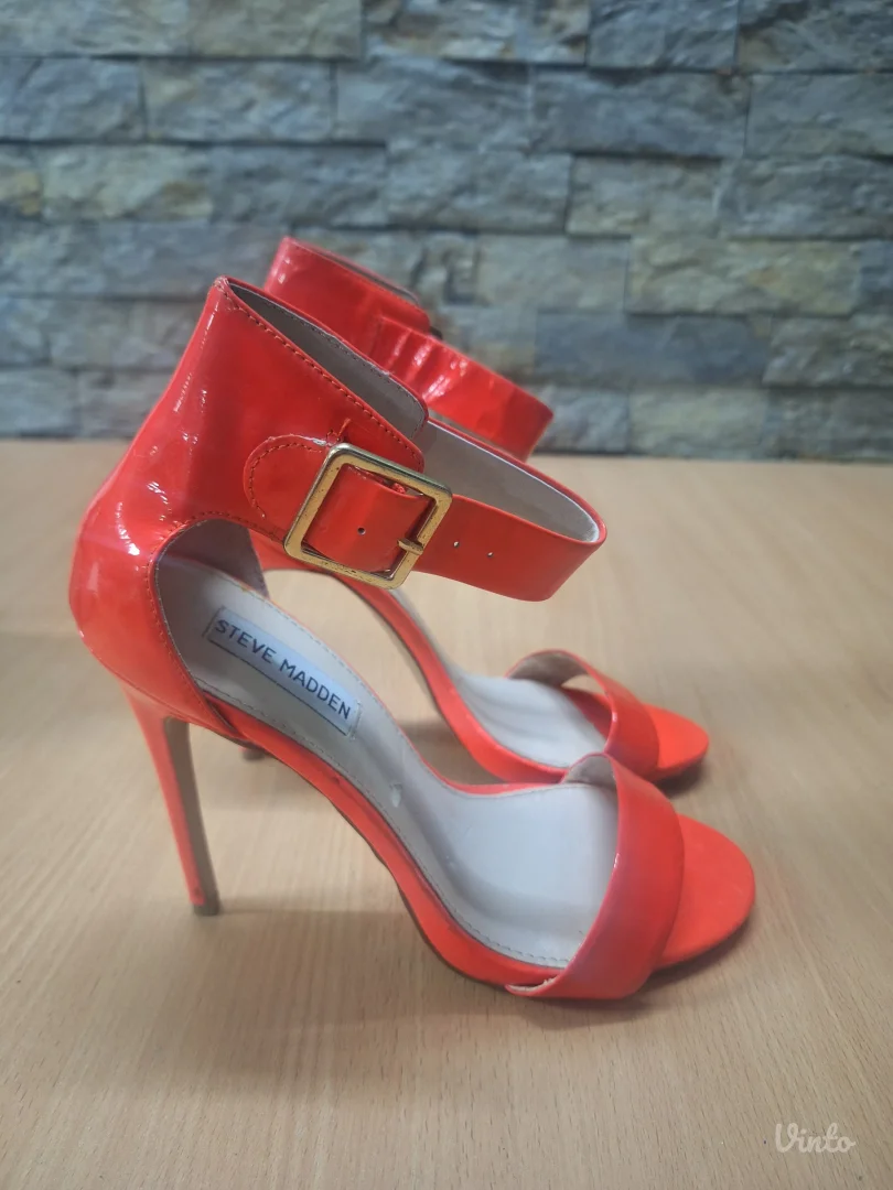 Koralne sandale Steve Madden