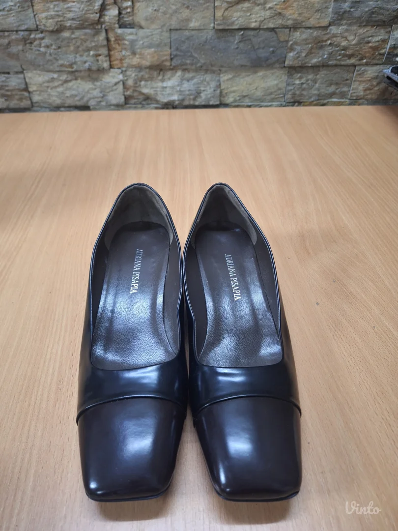 Elegantne kožne cipele