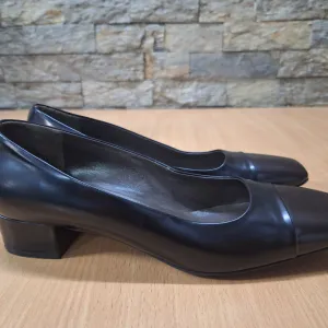 Elegantne kožne cipele