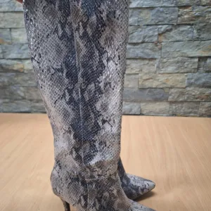 Čizme sa printom zmijske kože