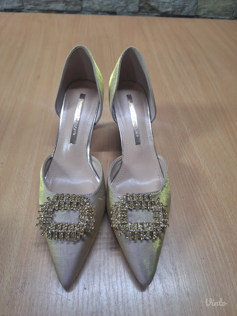 Zlatne salonke sa šnalom