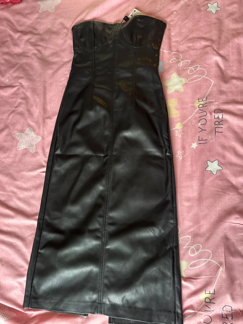 Bershka kozna haljina M/L