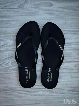 Calvin Klein japanke