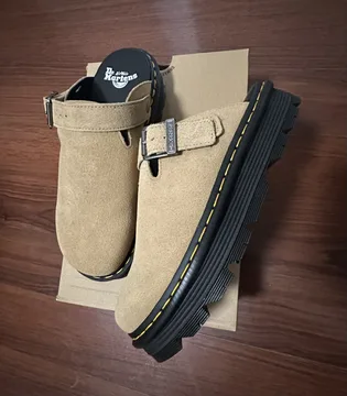 Dr Martens papuce