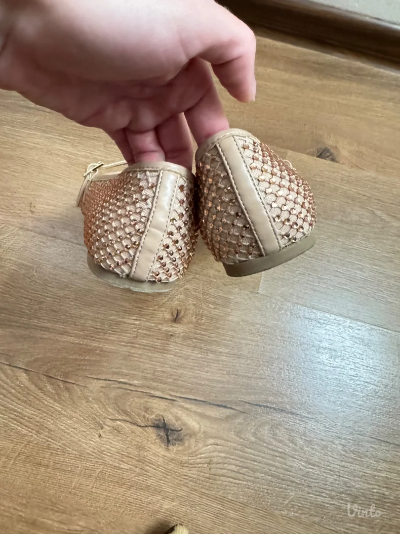 Nine West baletanke sa cirkonima