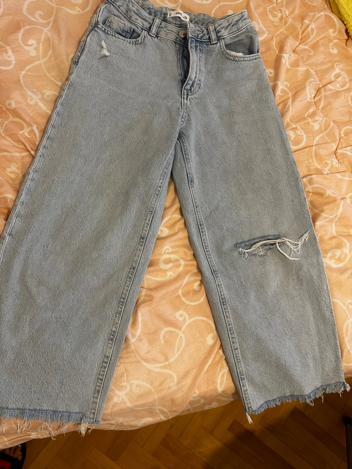 Mango,zara…