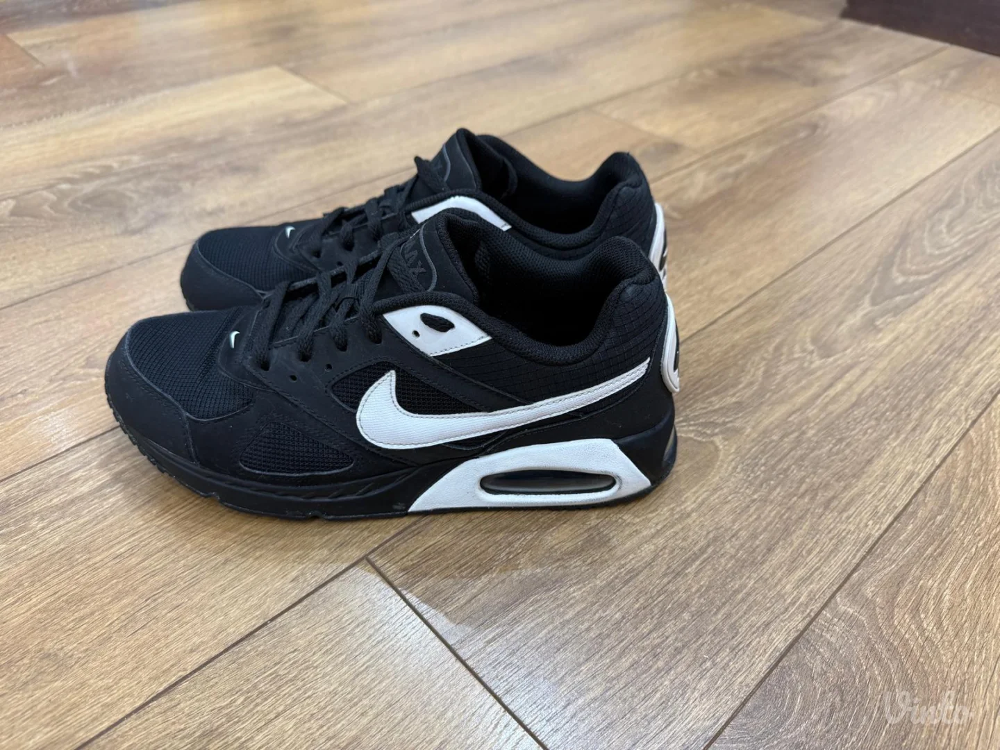 Nike Air Max Ivo muske patike