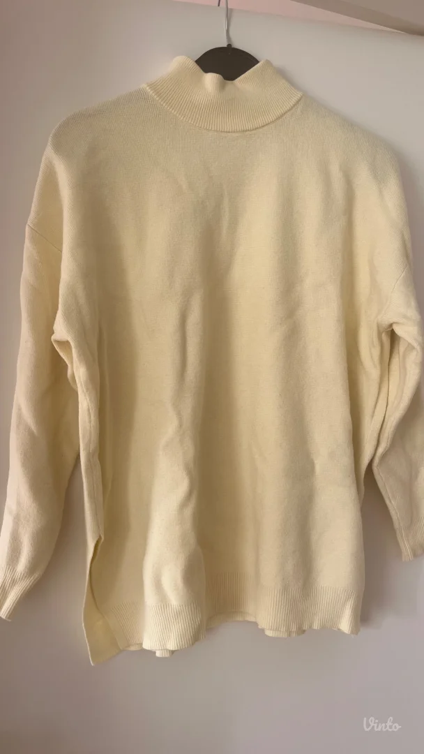 Stradivarius dzemper