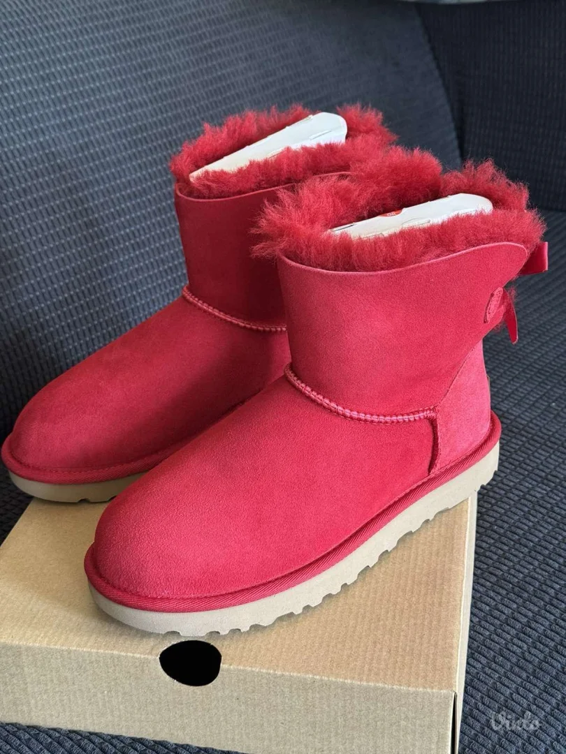 UGG Mini Bailey Bow II - 39