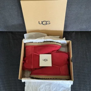UGG Mini Bailey Bow II - 37 - Novo sa etiketom