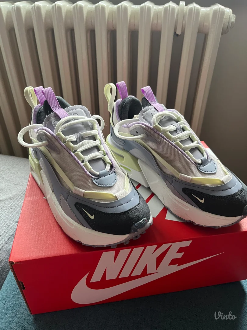 NIKE FURYOSA patike