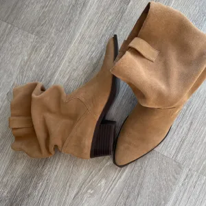 Stradivarius kaubojke