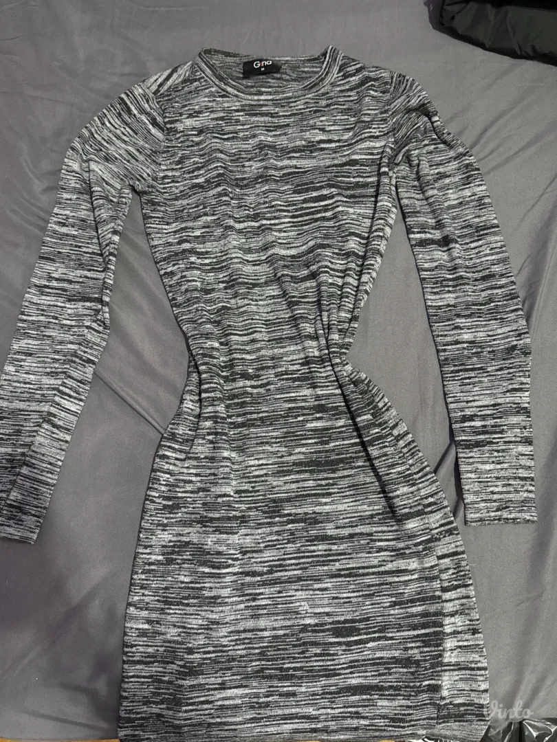 Haljina sa dugim rukavima