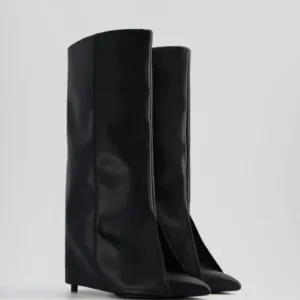 BERSHKA viralne čizme