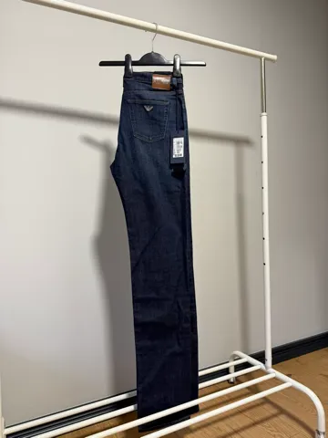 Armani Jeans J85 – ženske farmerke, vel. 29