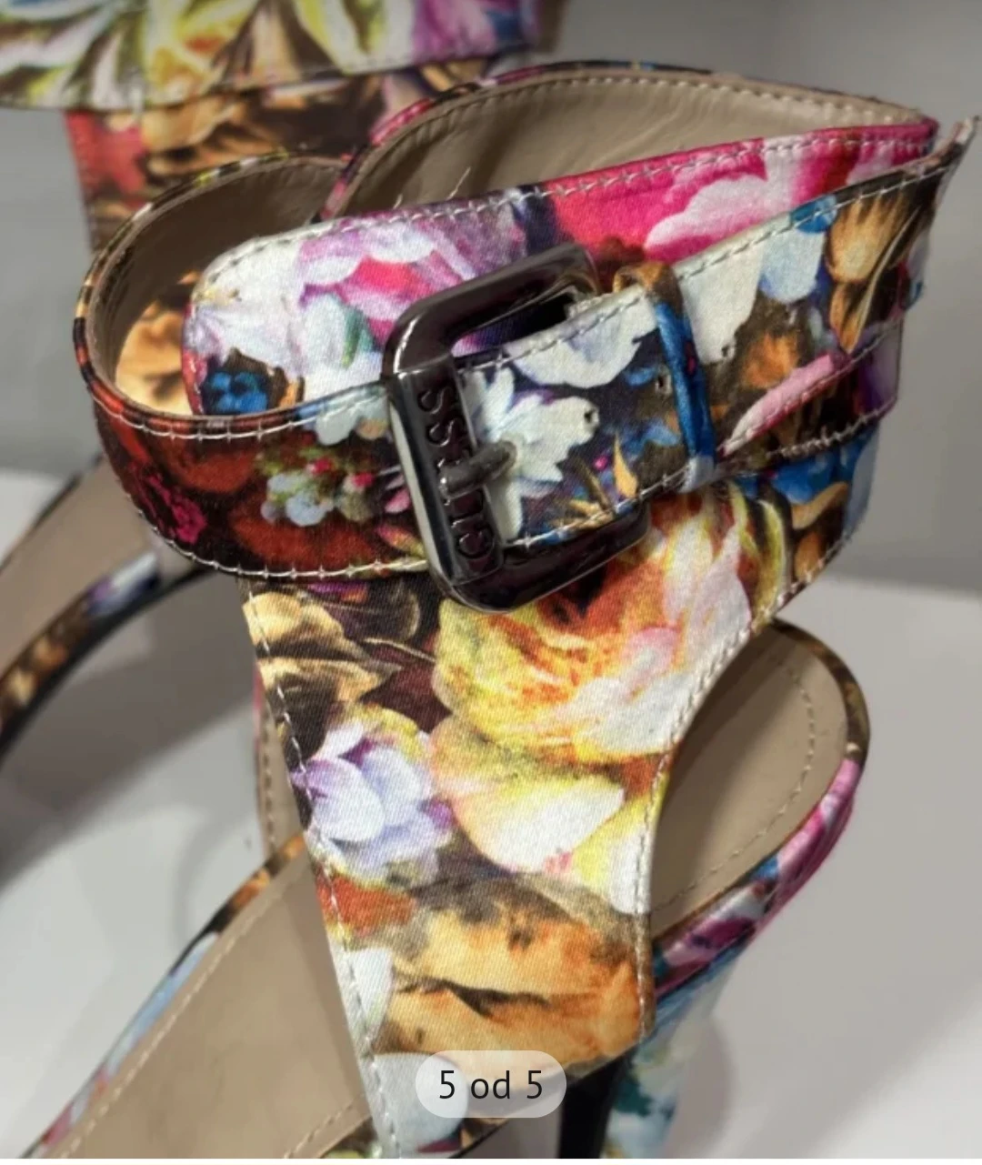 Guess sandale