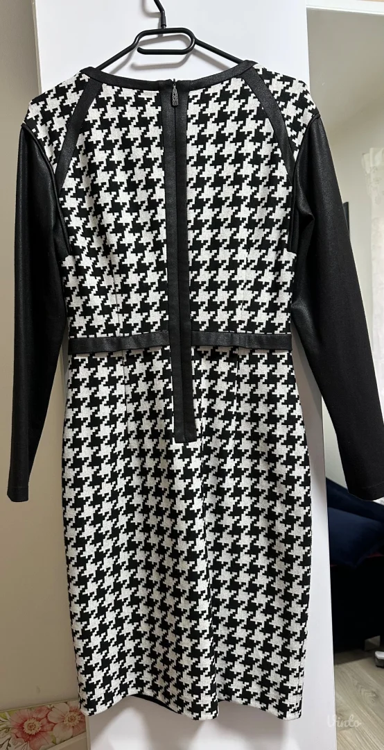 Jean Paul Berlin-Karirana crno-bela haljina