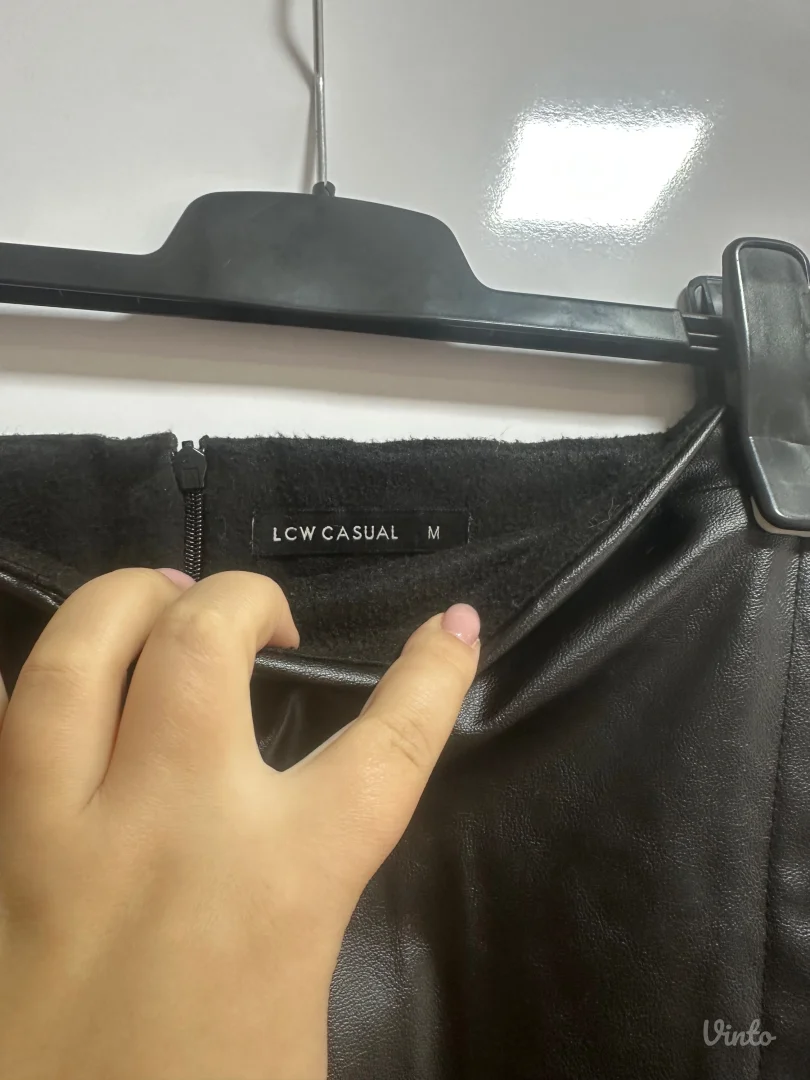 LC Waikiki-Kožna crna suknja