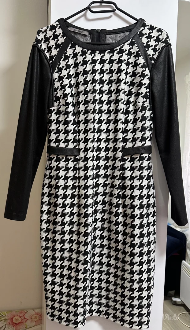 Jean Paul Berlin-Karirana crno-bela haljina