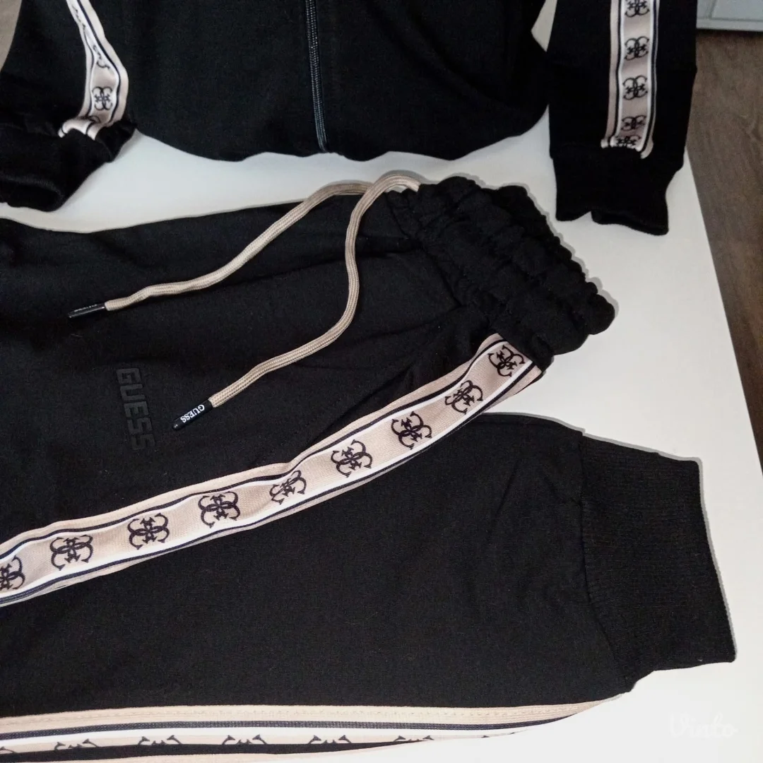 Guess ženska komplet trenerka S, M, L, XL