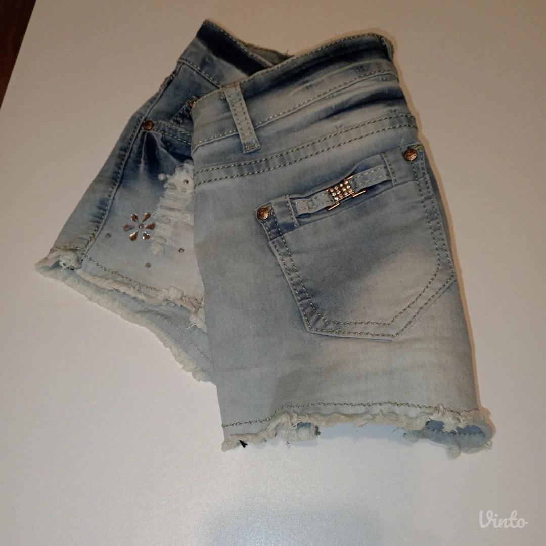 Šorc ženski vel. 25