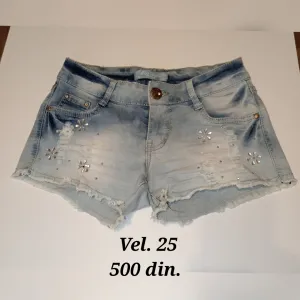 Šorc ženski vel. 25