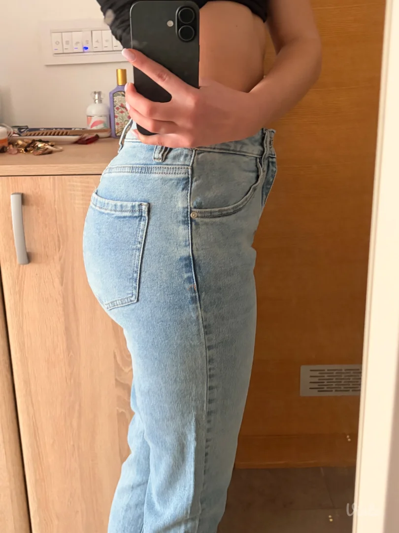 Farmerke, oprane i nikada nošene