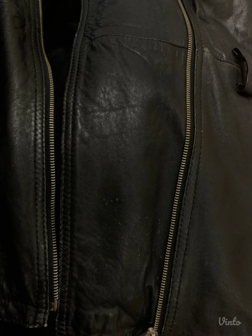 Ženska jakna od jagnjeće kože