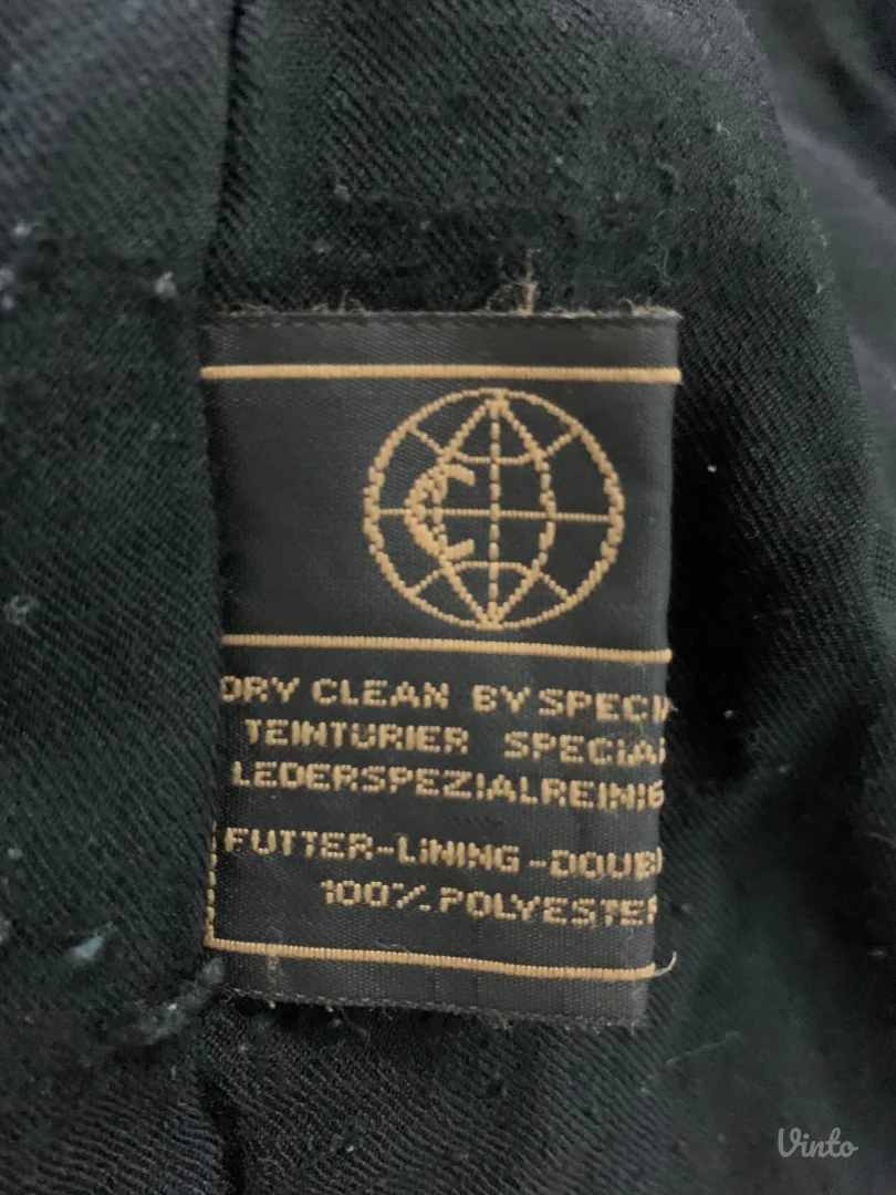 Ženska jakna od jagnjeće kože