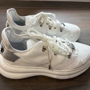 Loriblu kožne patike