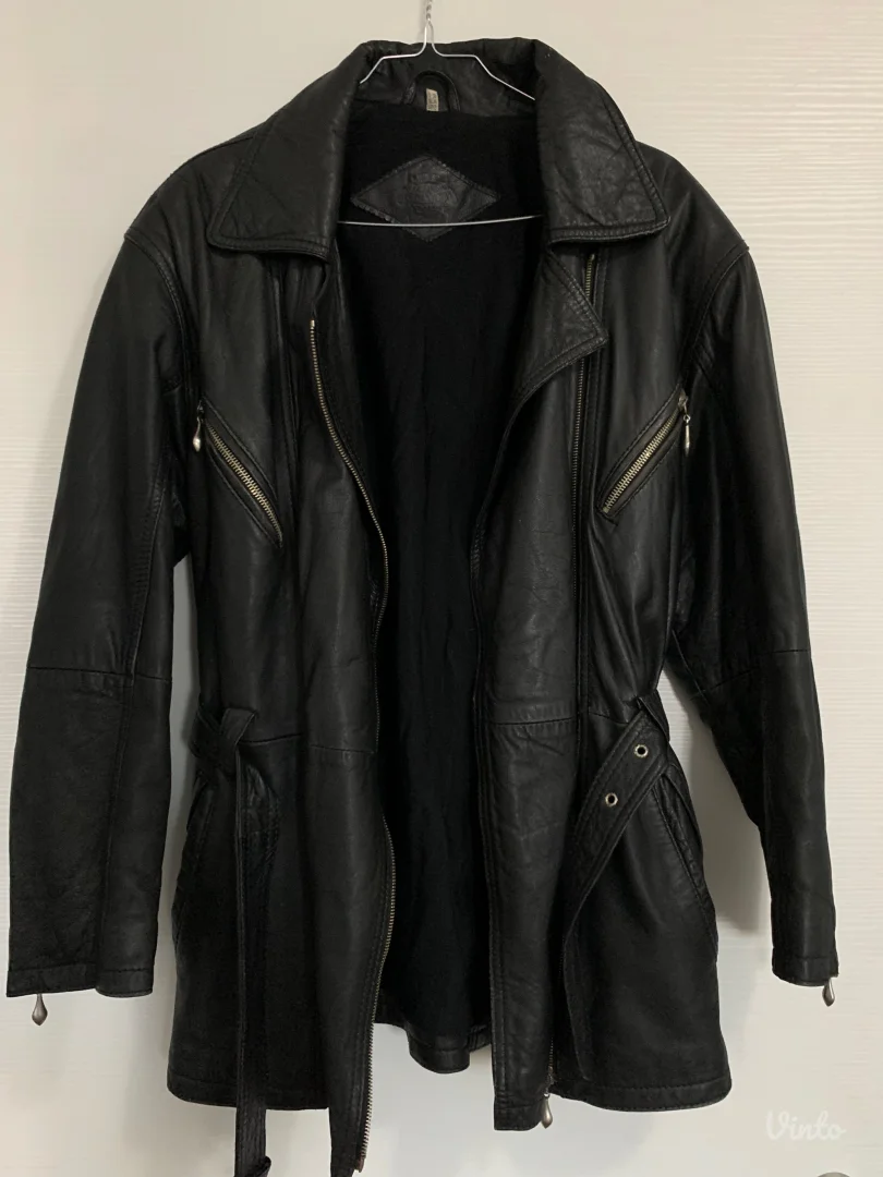 Ženska jakna od jagnjeće kože