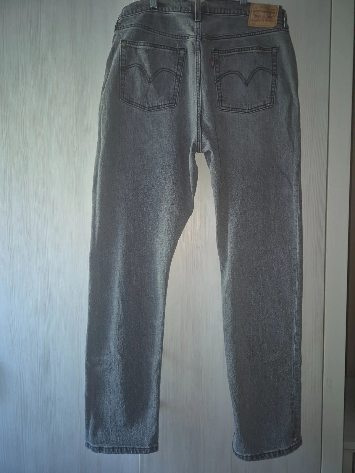 Levis farmerke 33/32