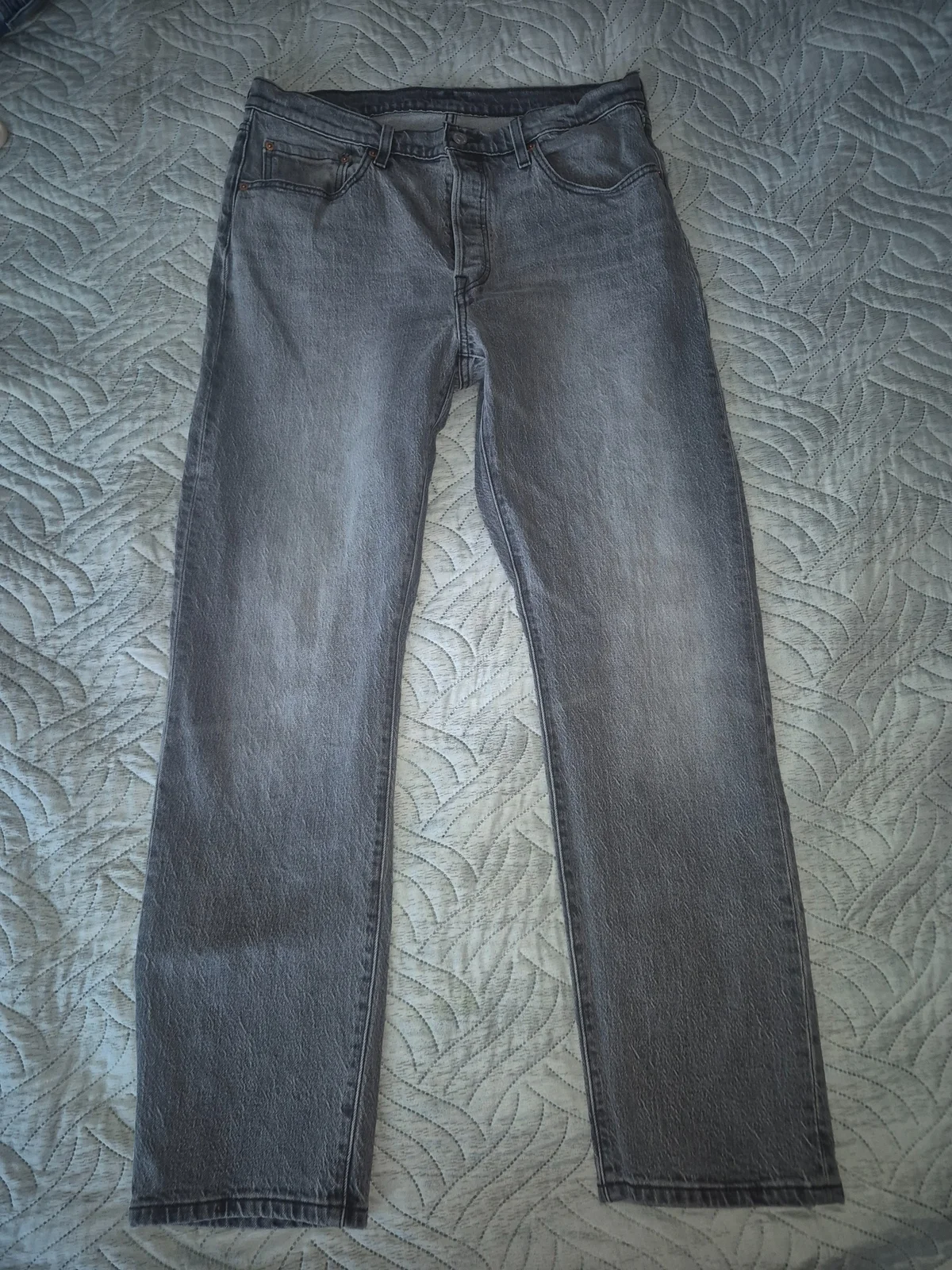 Levis farmerke 33/32