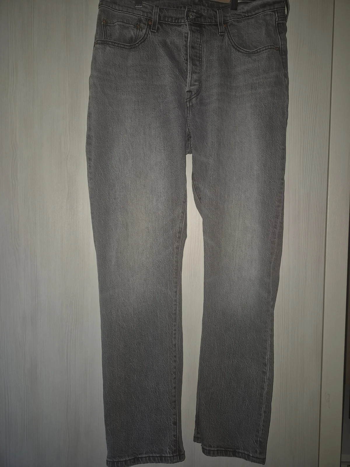 Levis farmerke 33/32