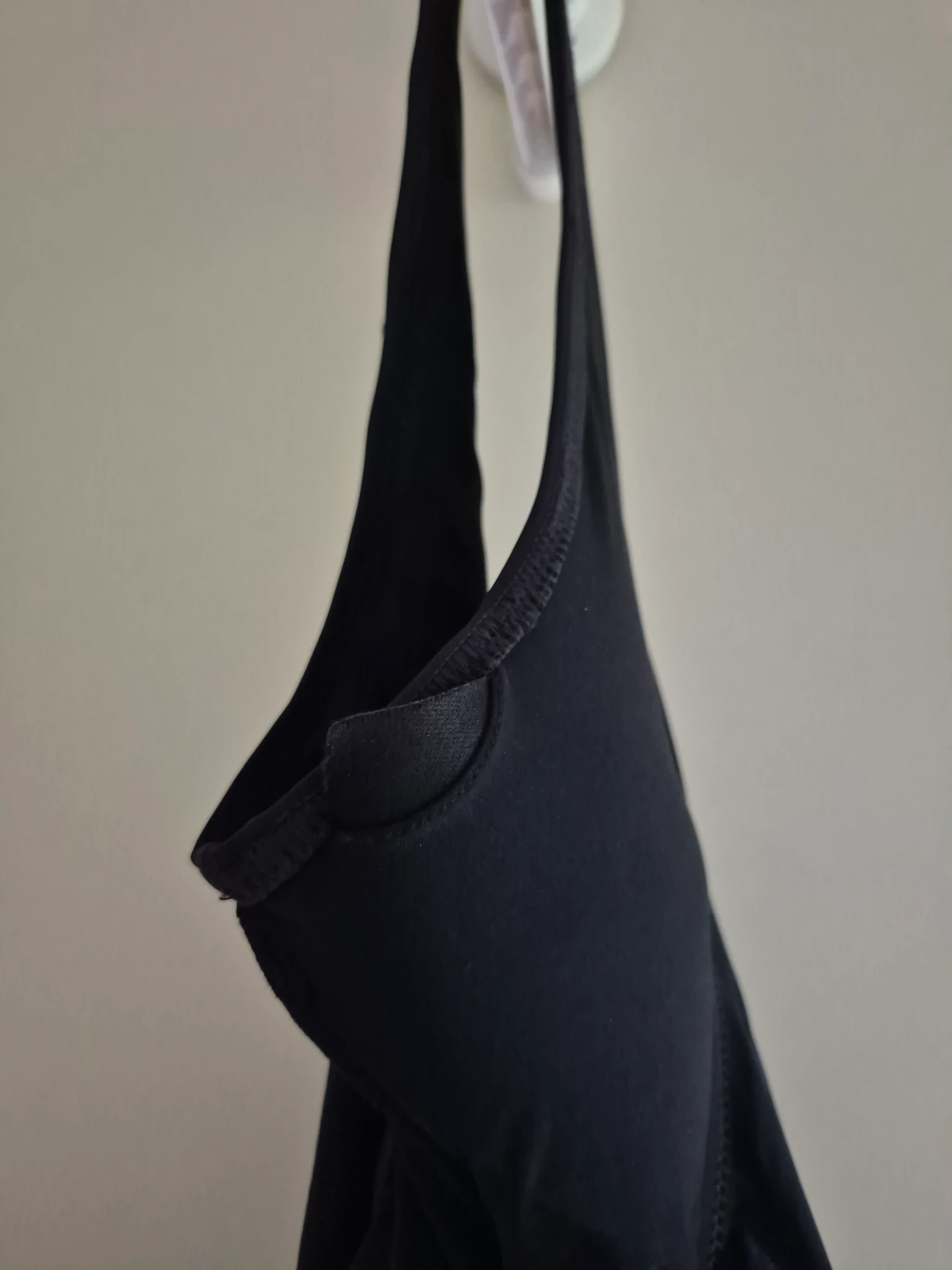H&M Firm Shape crni kupaći kostim | L
