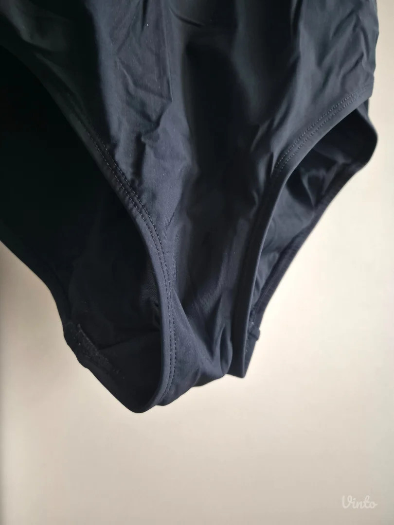 Jednodelni kupaći kostim | 40